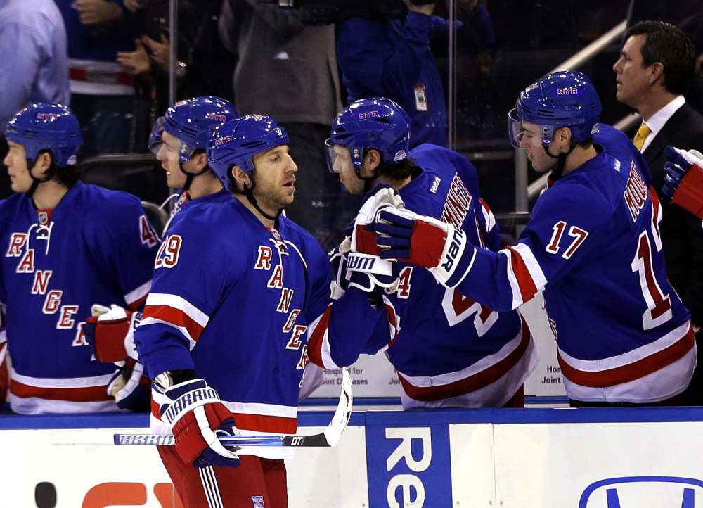 Ryane Clowe appears to be back tonight (Photo: AP).